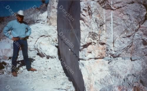 Dexpan Safe Quarrying Marble, Mining in Marble Quarries